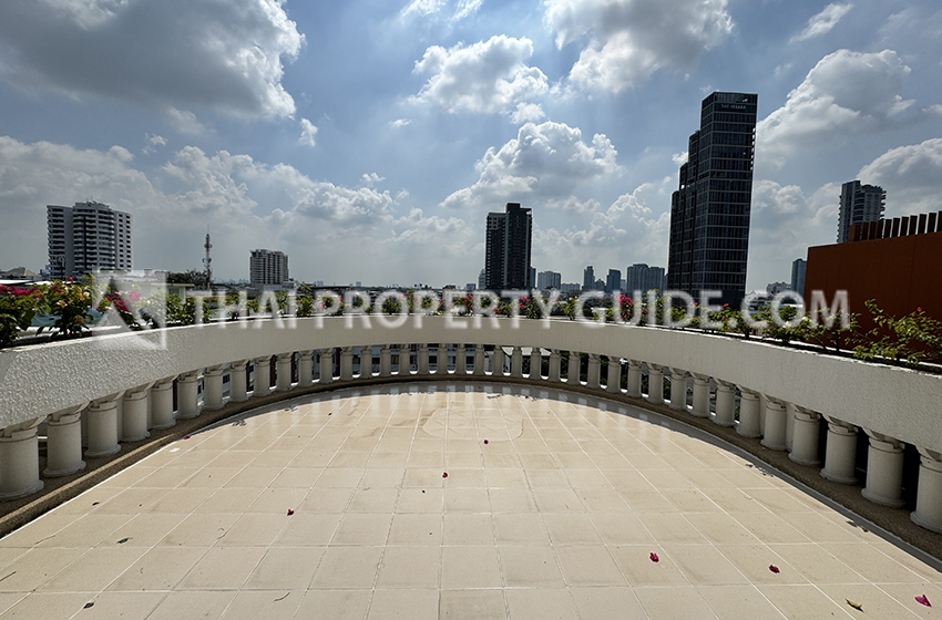 Apartment in Sathorn 